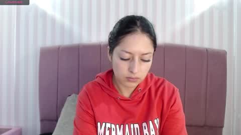 Sofa online show from 12-30-24, 11:15