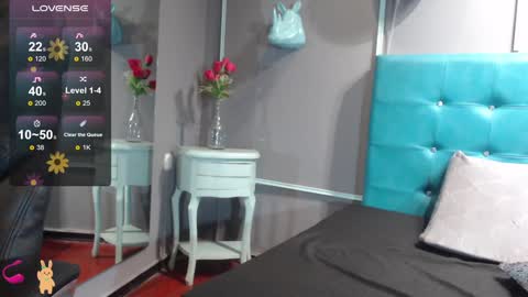 Sofa online show from 01-25-25, 11:13