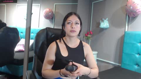 Sofa online show from 01-31-25, 11:24