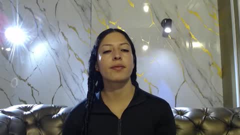 Sofa online show from 09-23-25, 11:02