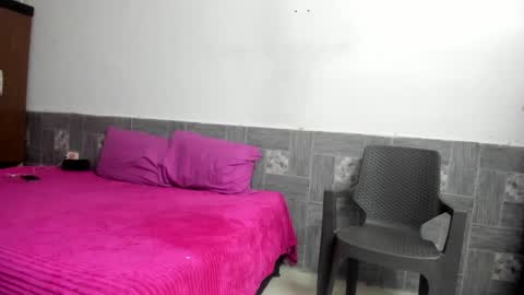 Snapshot of sofiacandy17 chatting on 01-19-25, 05:18 Danna Sofia online show from 01-19-25, 05:18