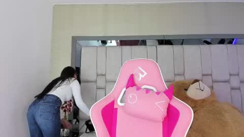 Sofia  online show from 02-21-25, 11:33