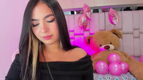 Sofia  online show from 02-24-25, 11:54