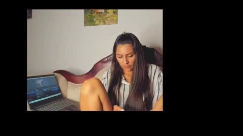 sofiacruz16 online show from 10-03-25, 11:02