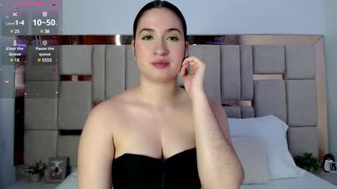 sofiaduque_26 online show from 02-23-25, 08:44