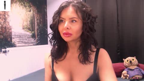 sofialiub online show from 10-05-25, 05:17