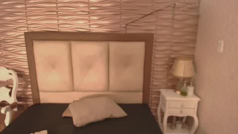 Sofi - next broadcast today 1030pm Colombia time online show from 10-12-25, 09:36