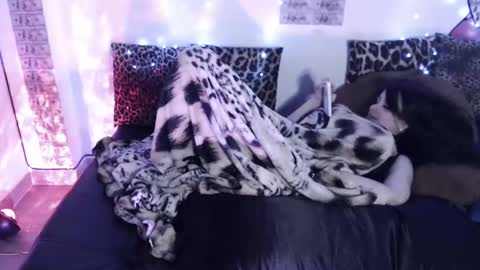 SOFIA NIX online show from 01-22-25, 04:44