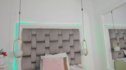 Sofia  online show from 12-13-24, 12:17
