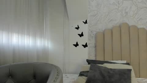 Sofia  online show from 12-15-24, 12:17