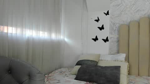 Sofia  online show from 12-16-24, 12:06
