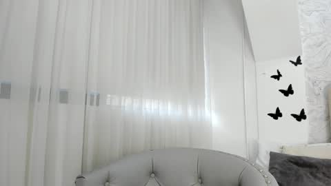 Sofia  online show from 12-26-24, 12:05