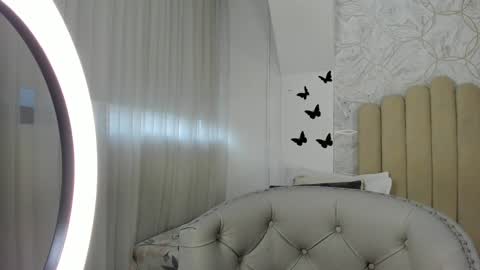 Sofia  online show from 12-27-24, 12:23