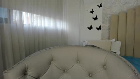 Sofia  online show from 12-30-24, 12:20