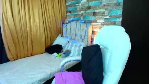 Sofia online show from 01-20-25, 11:54