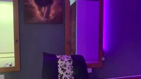 Snapshot of sofiawhite3 chatting on 01-10-26, 03:08 Sofi online show from 01-10-26, 03:08