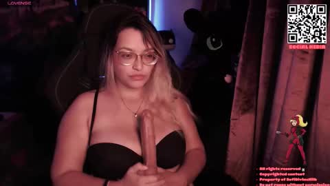 Sofiedivinemilk online show from 09-12-25, 11:04