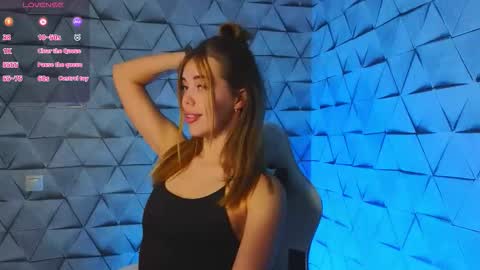 Sofie online show from 09-20-25, 02:51