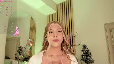 Sofie online show from 12-23-24, 03:44