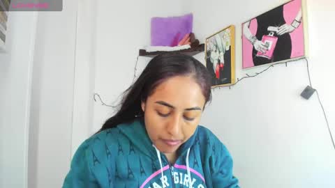Snapshot of sofiia_rodriguez chatting on 01-21-25, 12:29 sofiia rodriguez online show from 01-21-25, 12:29