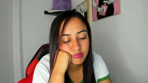 Snapshot of sofiia_rodriguez chatting on 10-27-25, 02:10 sofiia rodriguez online show from 10-27-25, 02:10