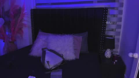 Sofia online show from 12-23-24, 04:22