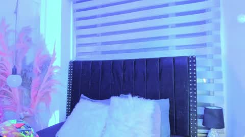Sofia online show from 12-31-24, 03:55
