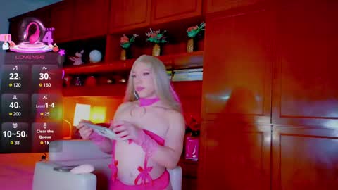 Sofa bonita  online show from 03-06-25, 03:46