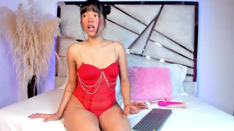 sofijohnsonx online show from 01-07-25, 01:03