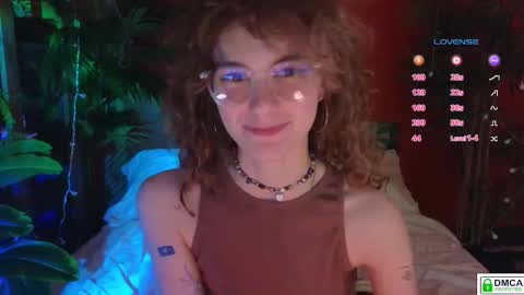 Snapshot of soft_animal chatting on 01-13-26, 09:14 E online show from 01-13-26, 09:14