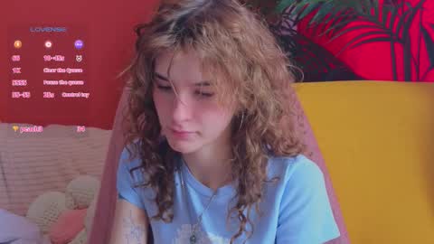 Snapshot of soft_animal chatting on 02-18-26, 08:54 E online show from 02-18-26, 08:54