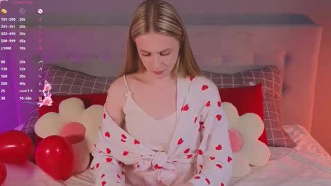 Snapshot of soft_babe chatting on 02-13-26, 08:16 Milisa online show from 02-13-26, 08:16