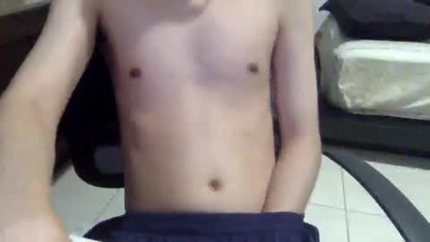 Snapshot of softedge04 chatting on 01-17-26, 06:44 softedge04 online show from 01-17-26, 06:44