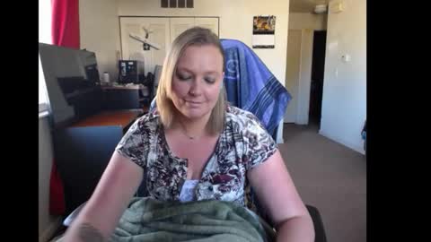 Rose online show from 11-03-25, 08:43