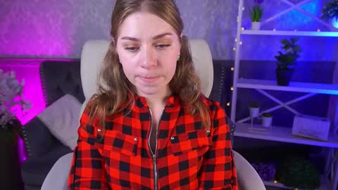 Snapshot of softlysabrina chatting on 03-20-26, 09:58 Sabrina online show from 03-20-26, 09:58