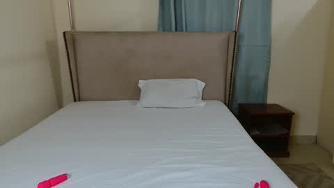 Snapshot of softlysinful chatting on 11-15-25, 04:03 softlysinful online show from 11-15-25, 04:03