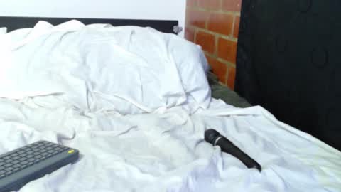 Snapshot of sofy_nix chatting on 10-24-25, 01:46 Sofy online show from 10-24-25, 01:46