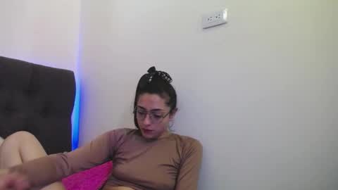 sofya_n_andy_ online show from 10-20-25, 08:20