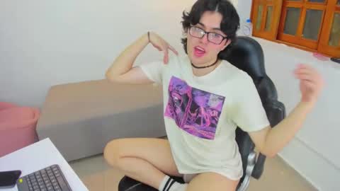Sohokat Doll online show from 09-12-25, 04:12