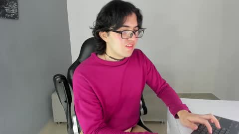Sohokat Doll online show from 10-02-25, 03:24