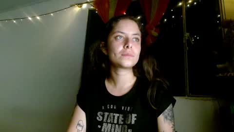 Snapshot of soka_lovers_04_ chatting on 02-14-25, 06:12 Sofia online show from 02-14-25, 06:12