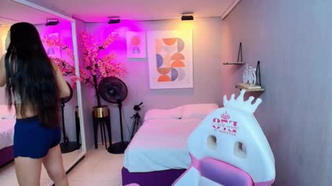 Sol.  online show from 01-08-26, 11:45