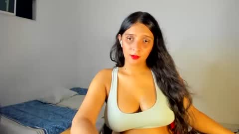 Moonie  online show from 10-10-25, 05:17