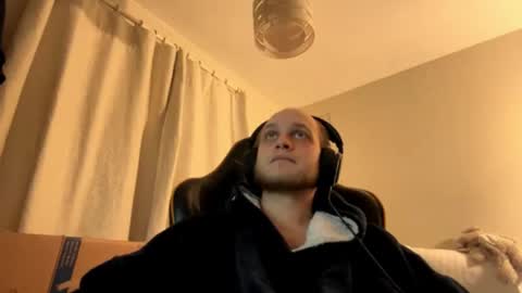 solarprowl99 online show from 12-22-25, 02:08