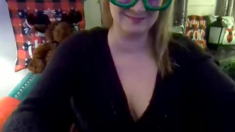 solesticia online show from 12-19-24, 11:03