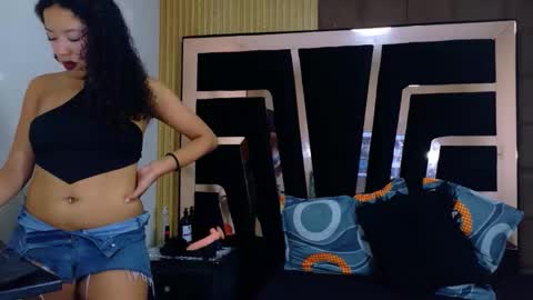 Sol Evans online show from 12-22-25, 11:02