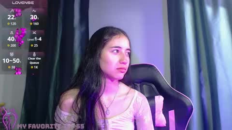 Snapshot of solgp chatting on 11-26-25, 11:22 Fernada Rodriguez online show from 11-26-25, 11:22