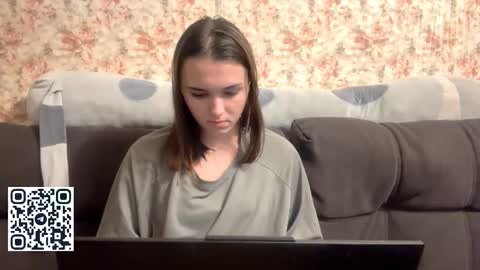 Hello My name is Jane  im new model here and little but shy but curious. online show from 11-03-25, 07:59