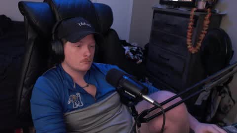 Lover Boi online show from 04-01-26, 02:01