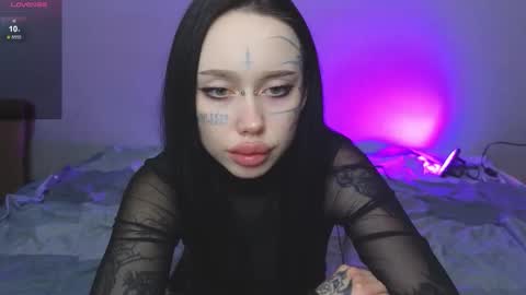 Snapshot of somniya chatting on 12-16-25, 11:59 somniya online show from 12-16-25, 11:59